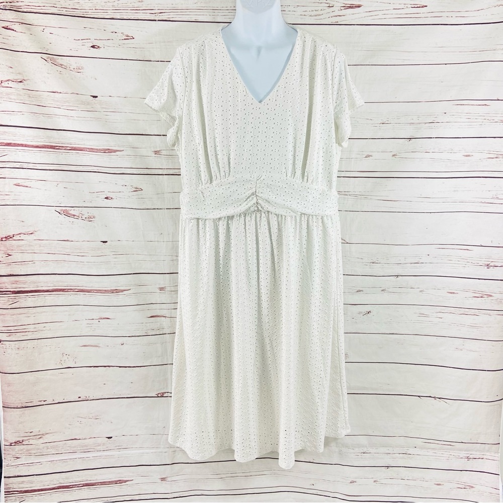 Lane Bryant Dress Women’s 22/24 White Eyelet V-Neck Ruched Waist Stretch